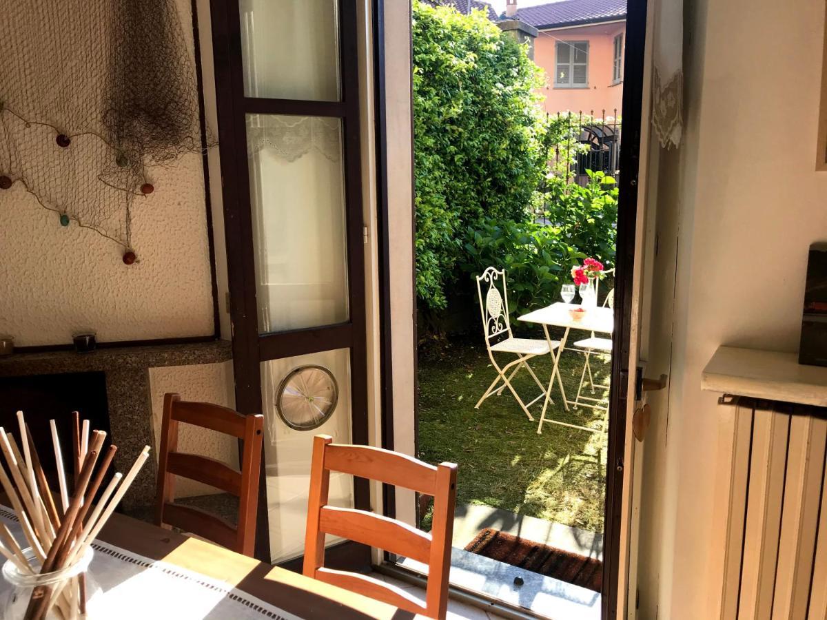 Lago Azzurro Apartment Varenna Exteriör bild